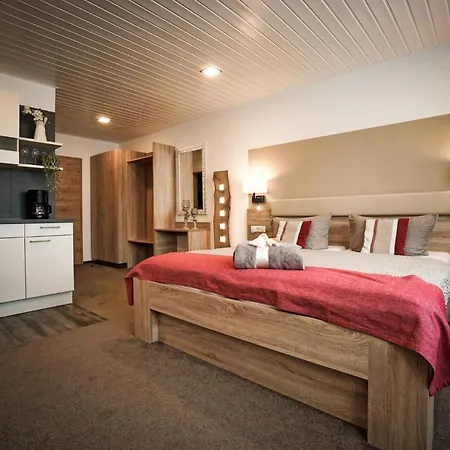 Carlbauer 3* Kelheim