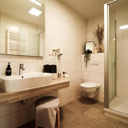 Carlbauer Konukevi Kelheim