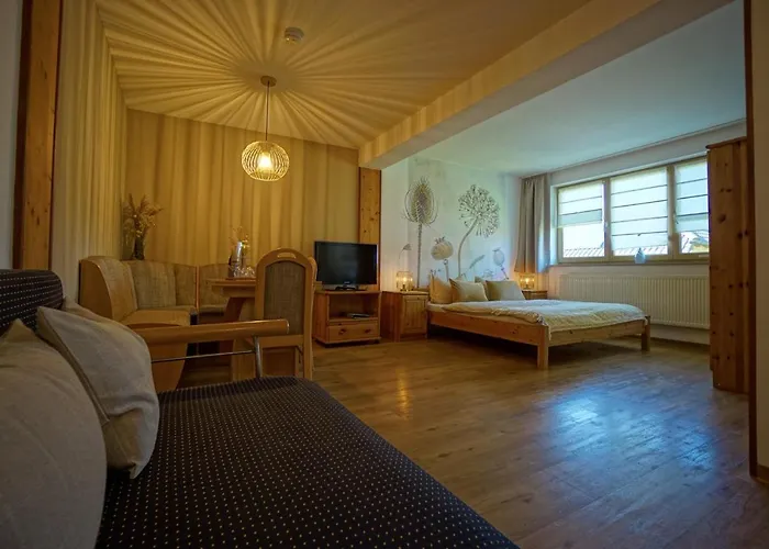 Carlbauer 3* קלהיים