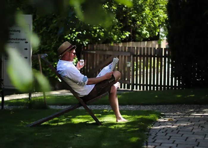 בית הארחה Carlbauer 3*