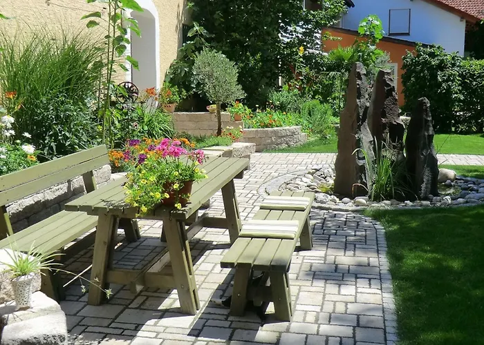 Carlbauer בית הארחה 3*